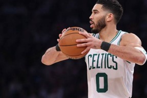 九游娱乐-塔图姆在法国队比赛中出色发挥，爆冷引发热议！的简单介绍