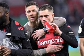 九游娱乐-包含德布劳内新星反败为胜表现突出，老鹰前途光明！的词条