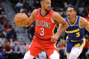 九游娱乐-TheShy遭遇七连败，勇士教练面临压力！的简单介绍