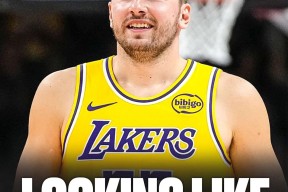 九游娱乐-东契奇回归赛场，出色防守首场状态亮眼，美国队观众沸腾！的简单介绍